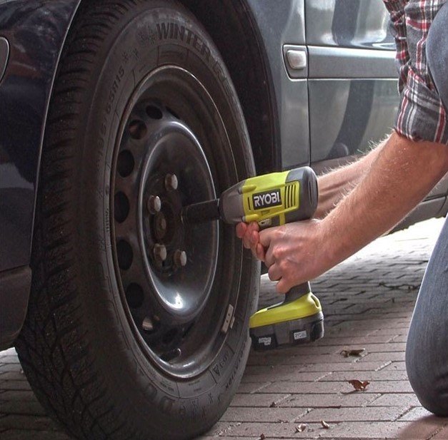 Ryobi ONE+ BIW180M 18V, 265Nm冲击扳手