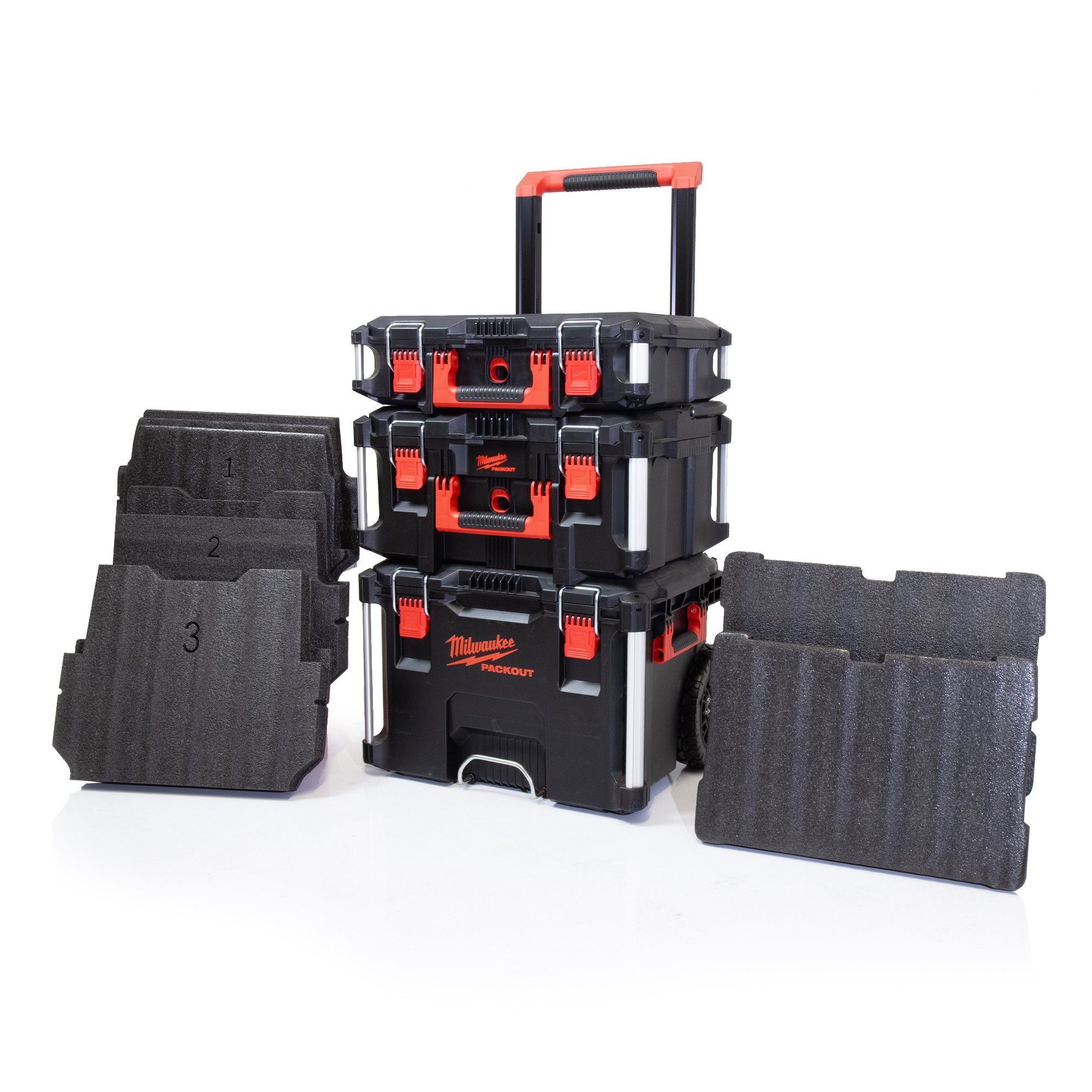 密尔沃基3块Packout滚动工具箱系统与泡沫插入