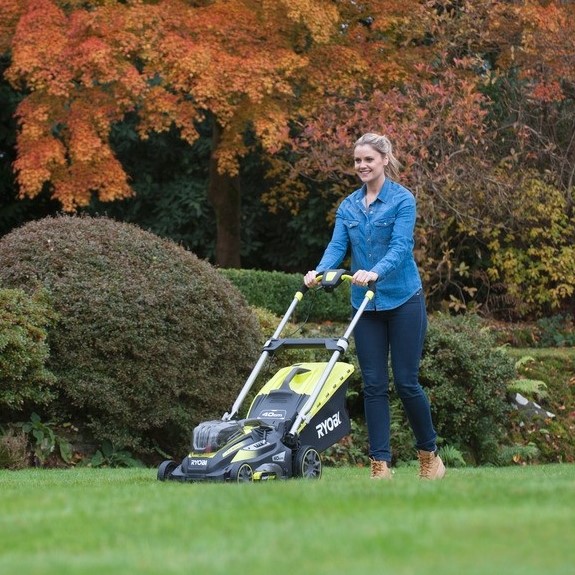 Ryobi 18 v + RLM18X41H240无绳融合割草机